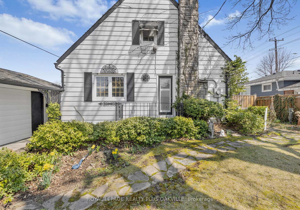 2-westcliffe-avenue-hamilton-ontario-x12483563