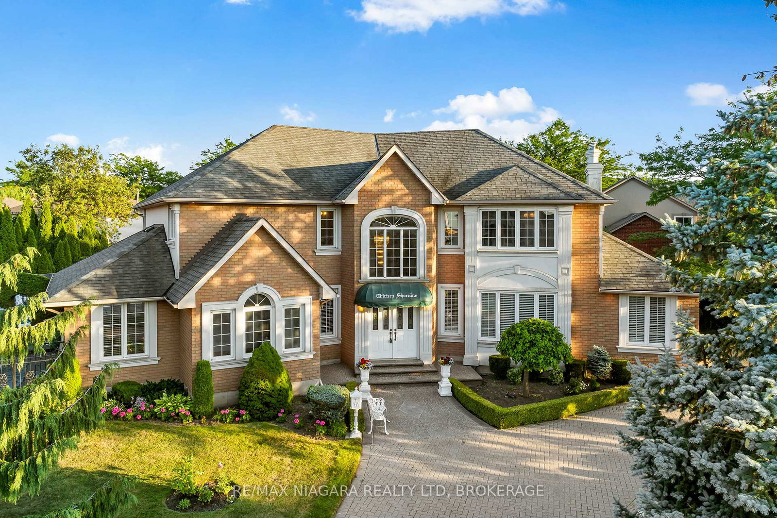 13-shoreline-crescent-grimsby-ontario-x12483718