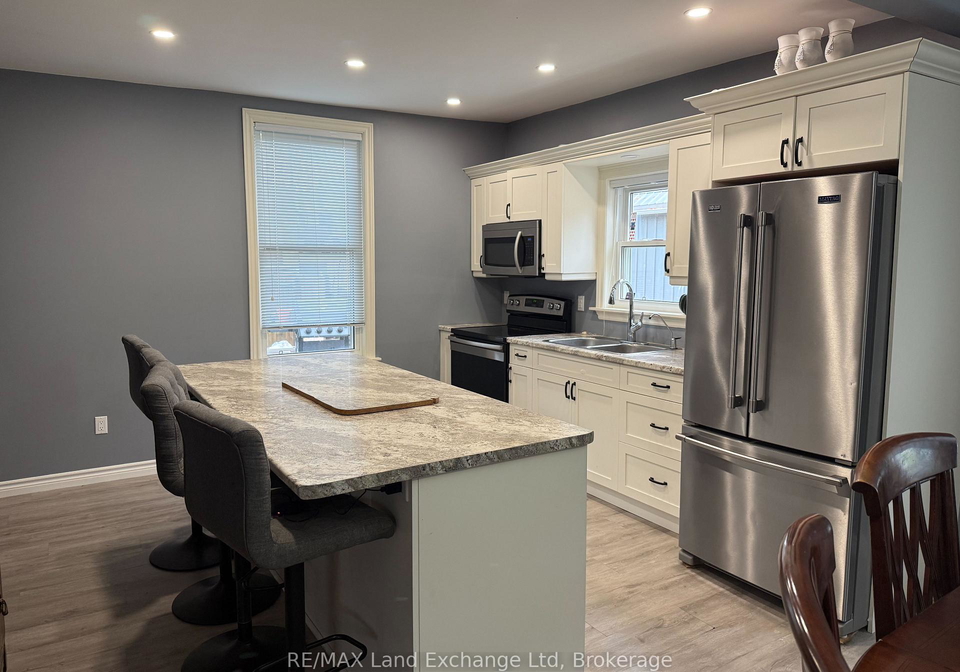 211-edward-street-north-huron-ontario-x12484045