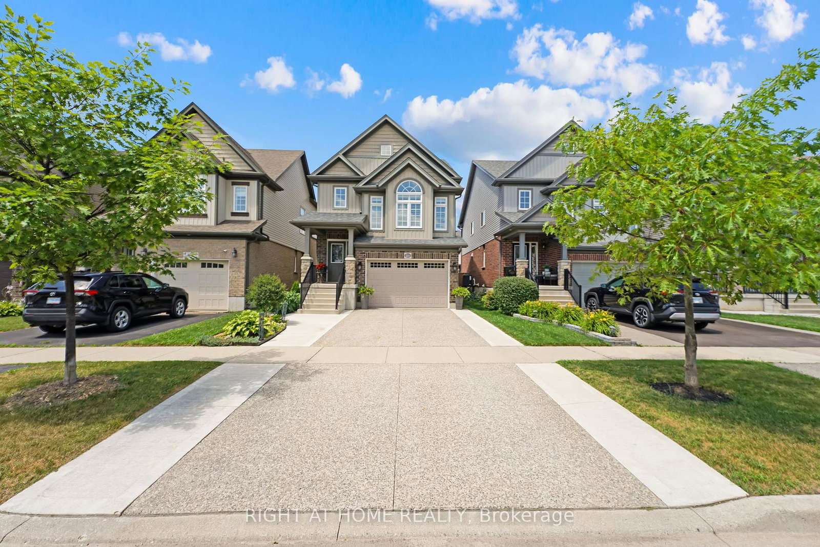 211-hardcastle-drive-cambridge-ontario-x12484123
