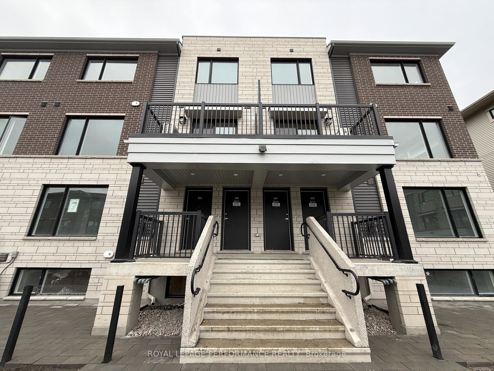 935-creekway-private-kanata-ontario-x12484139