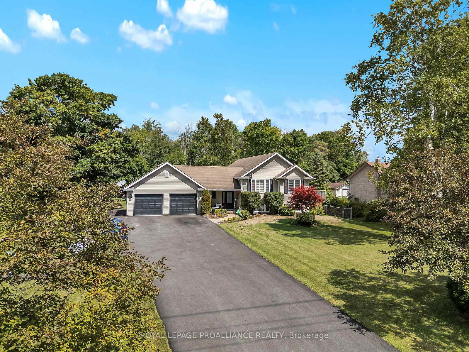 21859-loyalist-parkway-quinte-west-ontario-x12484536
