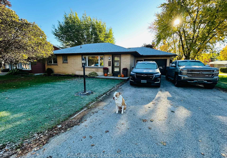 317-carling-terrace-north-huron-ontario-x12484574