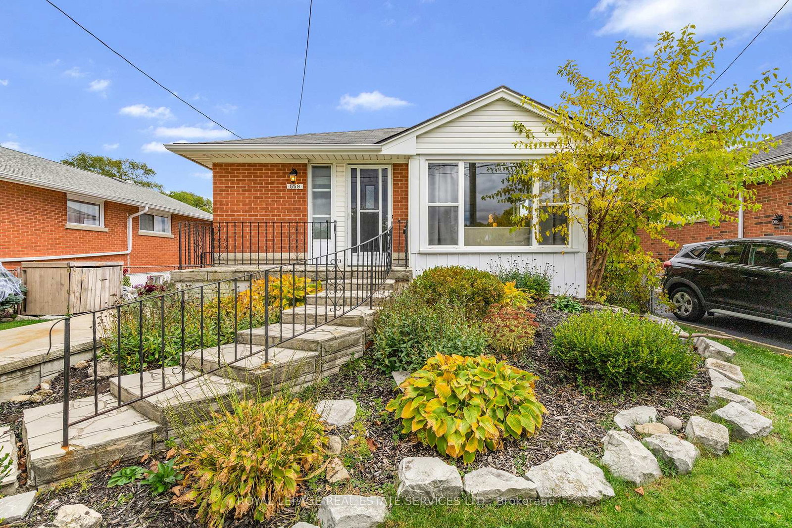 559-east-27th-street-hamilton-ontario-x12484844
