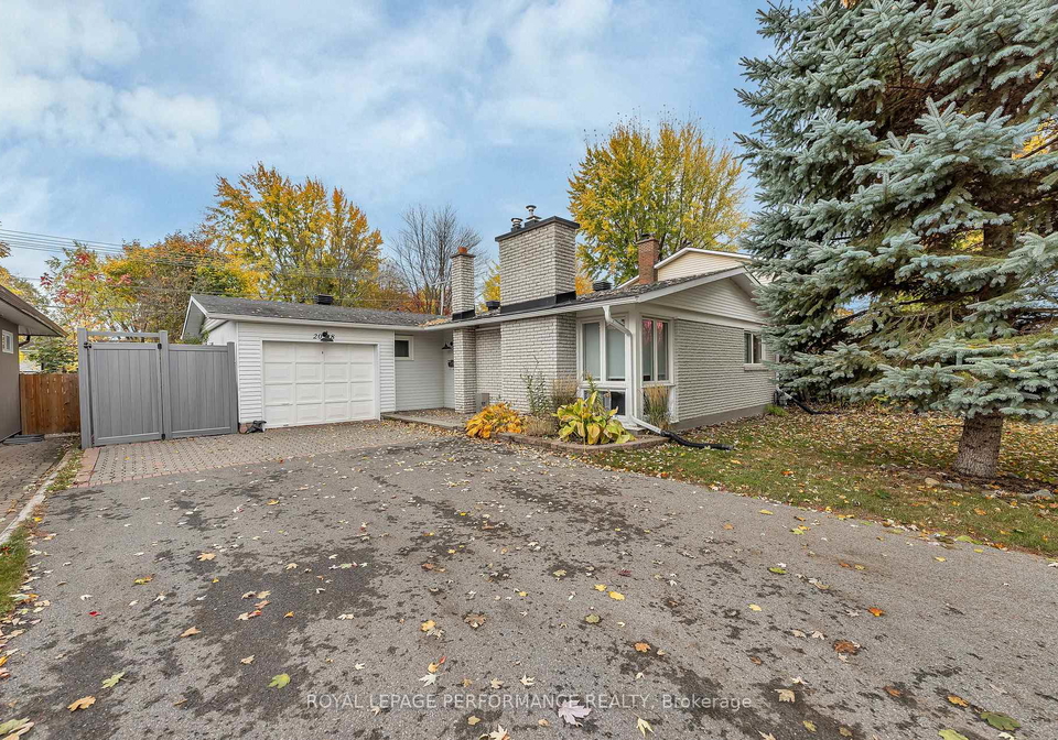 2018-quincy-avenue-ottawa-ontario-x12484858