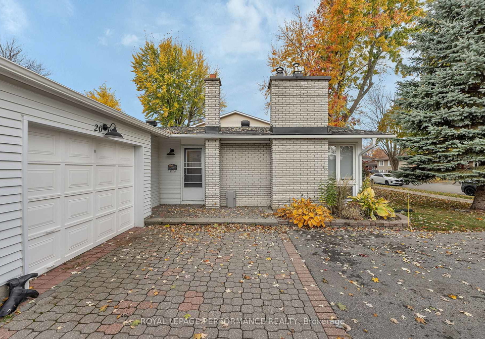 2018-quincy-avenue-ottawa-ontario-x12484858