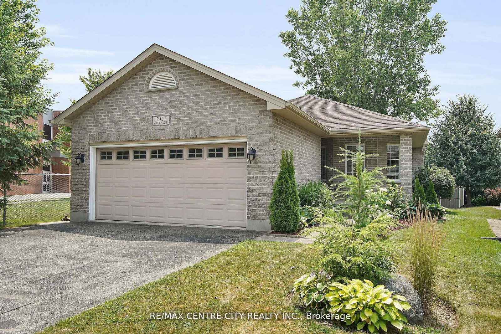 1307-nicole-avenue-london-north-ontario-x12485138