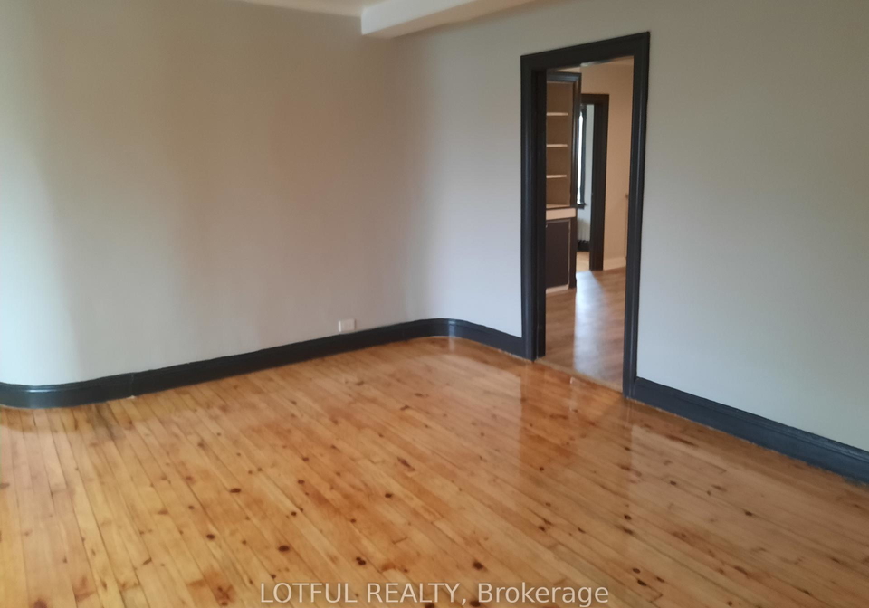 31-main-street-north-dundas-ontario-x12485158