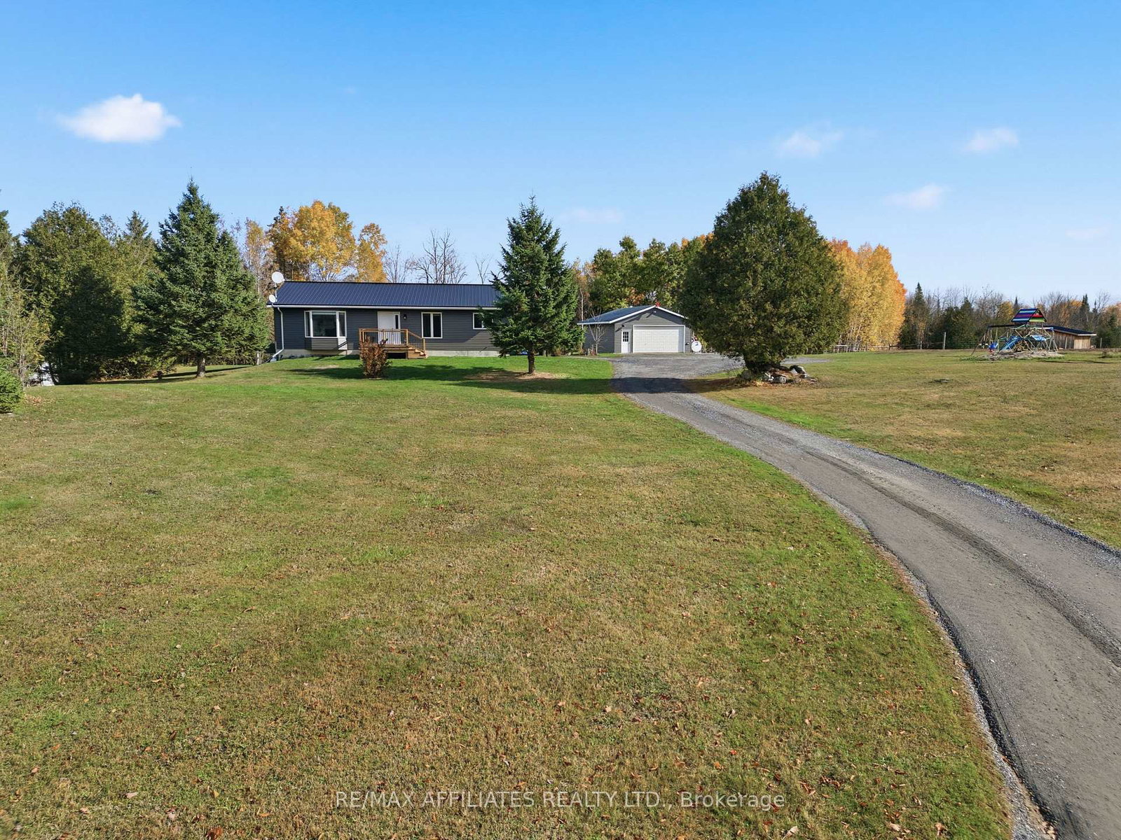 843-ferguson-falls-road-lanark-highlands-ontario-x12485325