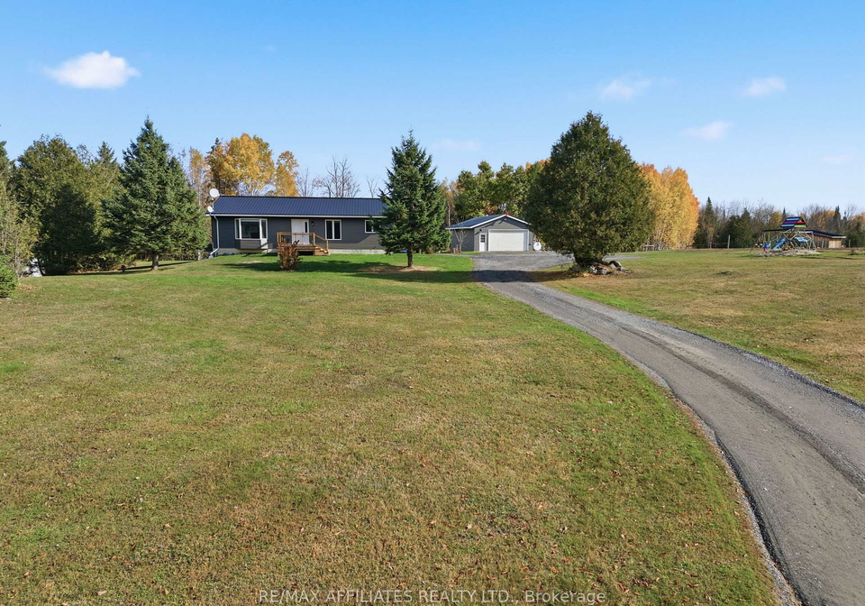 843-ferguson-falls-road-lanark-highlands-ontario-x12485325