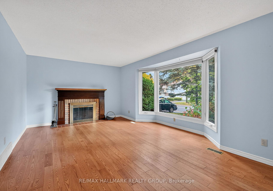 1415-plumber-avenue-ottawa-ontario-x12485358