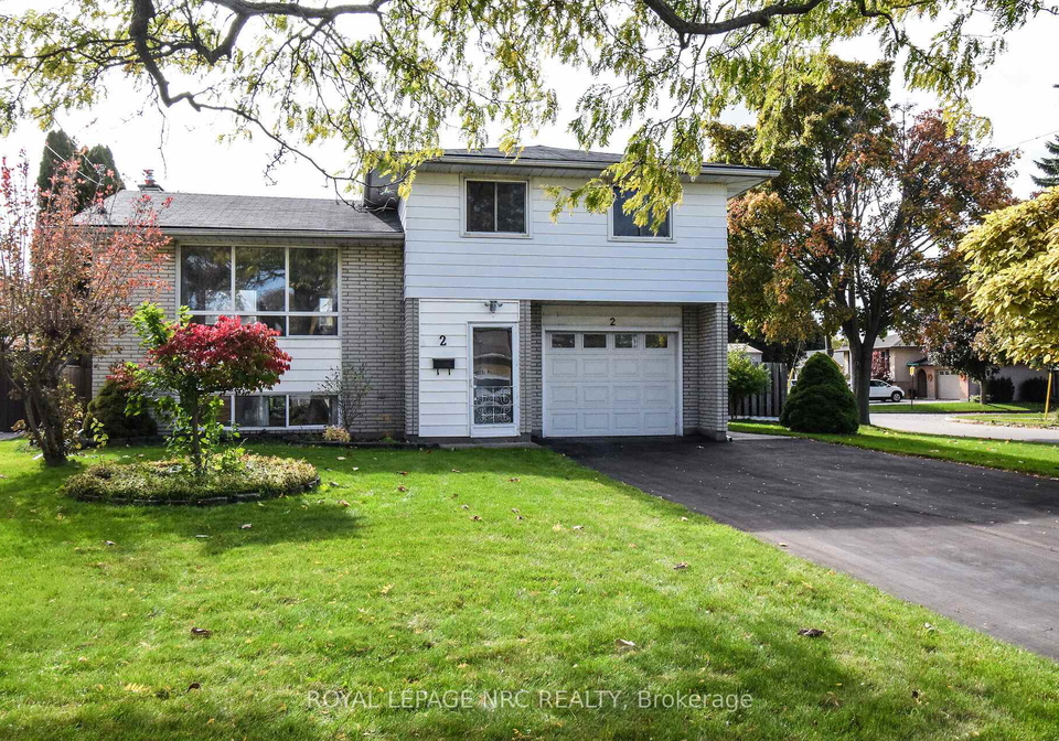 2-ashley-circle-st-catharines-ontario-x12485554