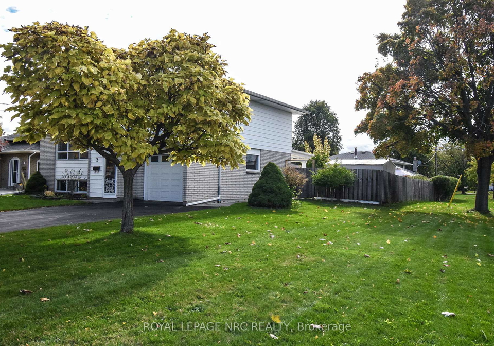 2-ashley-circle-st-catharines-ontario-x12485554