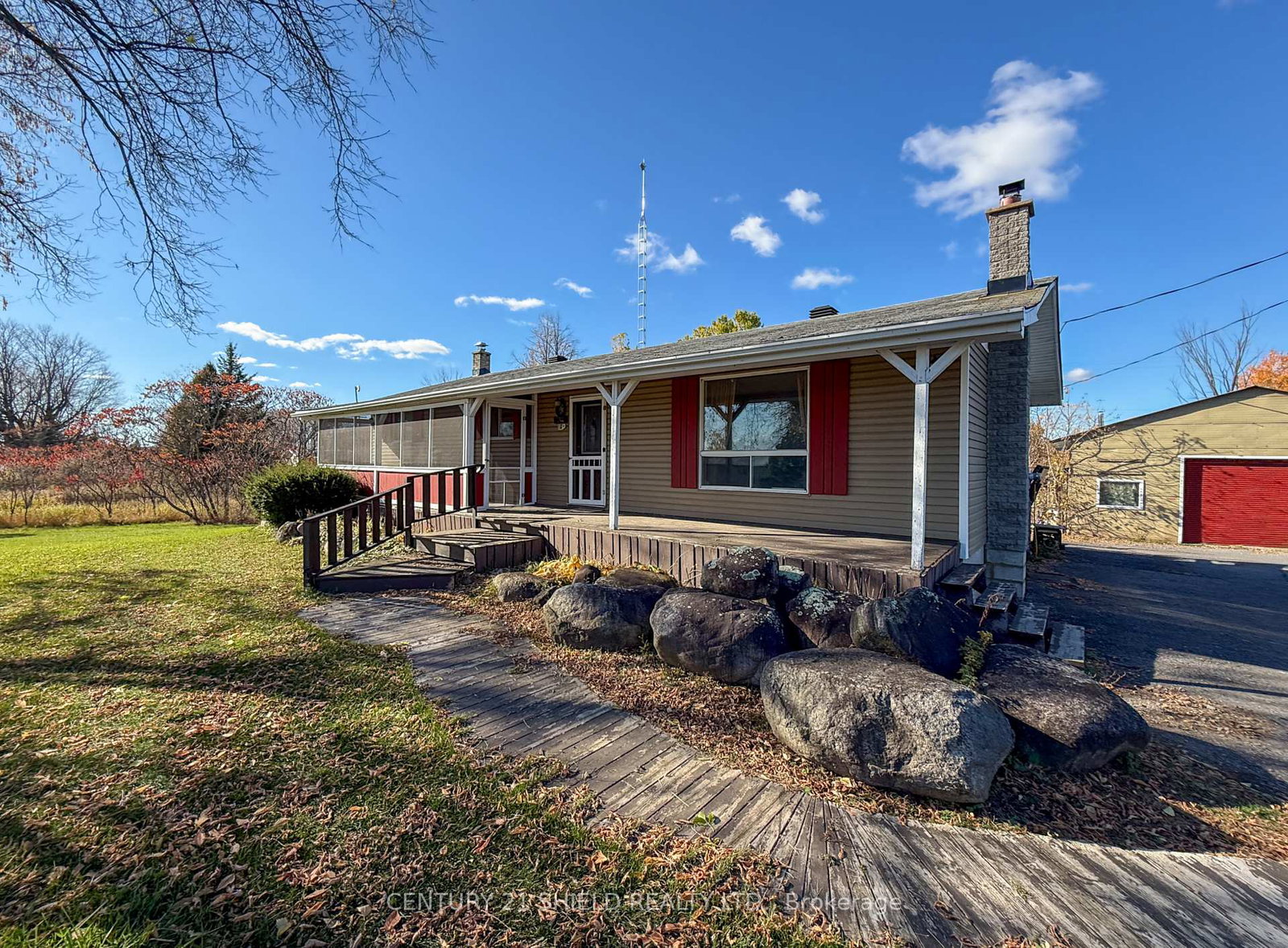 16297-northfield-road-south-stormont-ontario-x12485561
