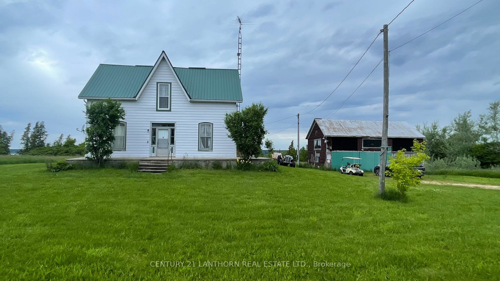 848-county-road-18-prince-edward-county-ontario-x12485708