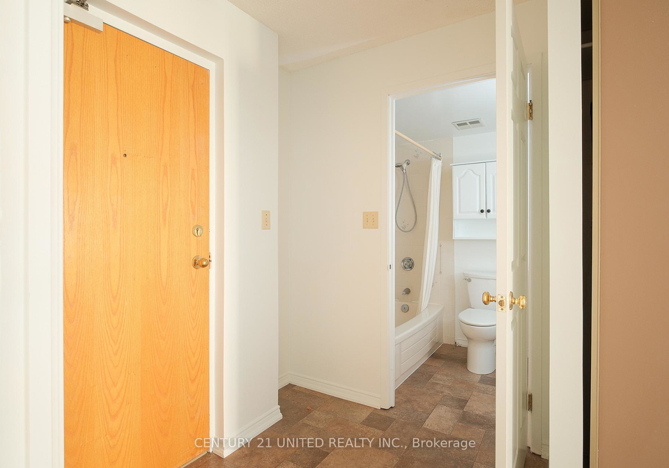 921-armour-road-peterborough-ontario-x12485804