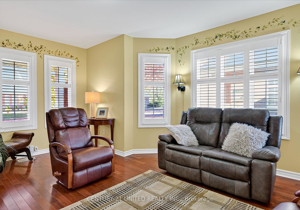 6-village-crescent-peterborough-ontario-x12486284