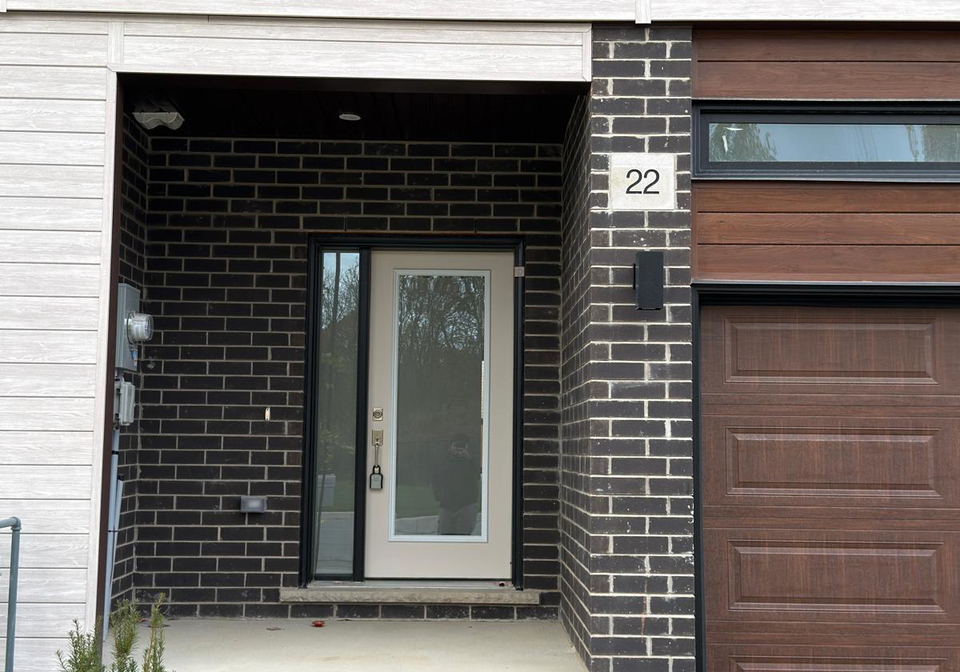 20-oak-forest-common-cambridge-ontario-x12486387