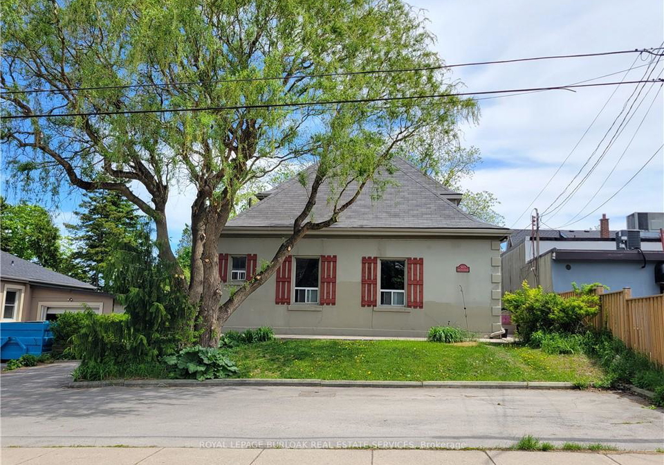 303-east-19-street-hamilton-ontario-x12486875