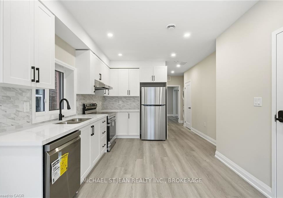 489-cannon-street-e-hamilton-ontario-x12486888