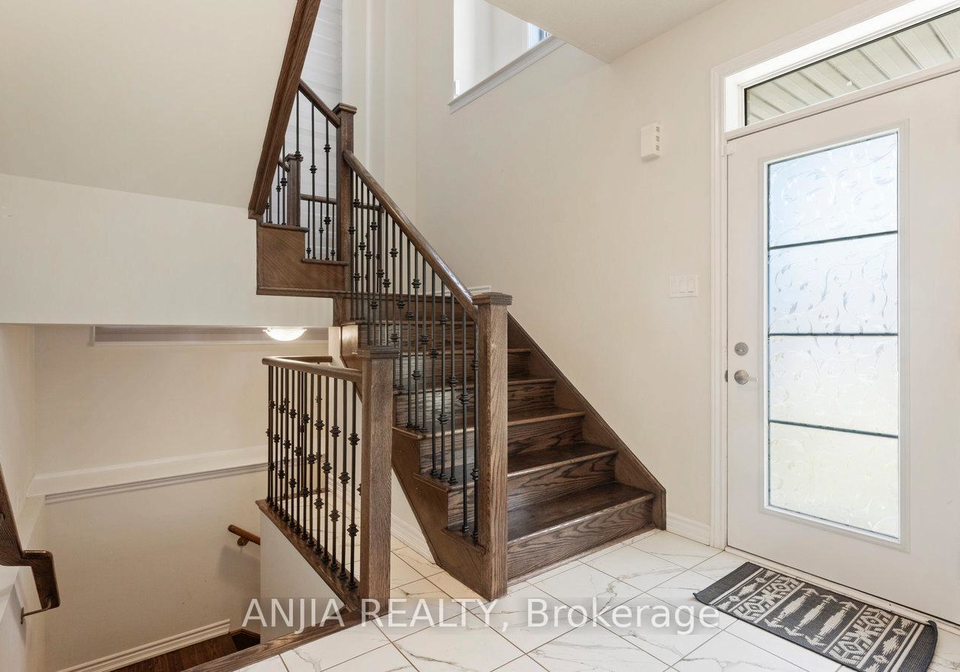 1-gunn-avenue-brantford-ontario-x12486999