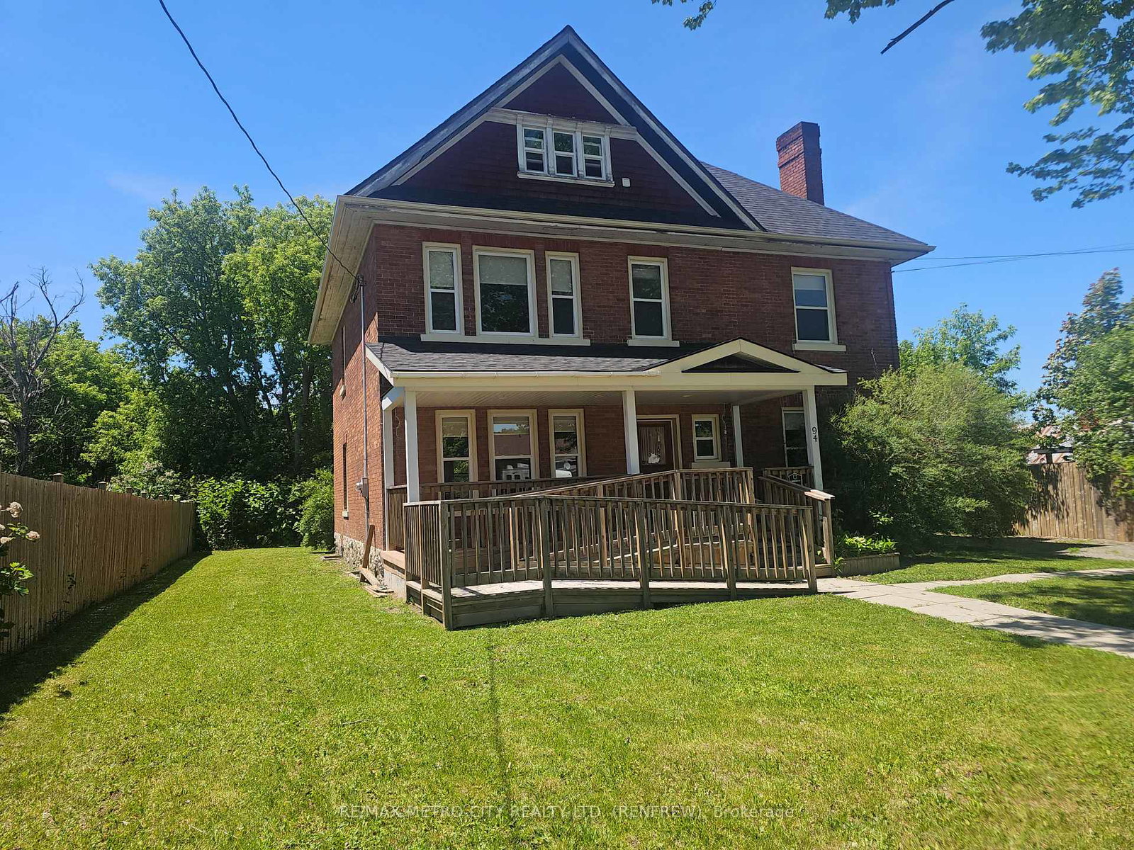 94-n-argyle-street-n-renfrew-ontario-x12487179