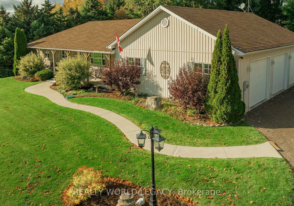 2539-4-concession-w-hamilton-ontario-x12487690