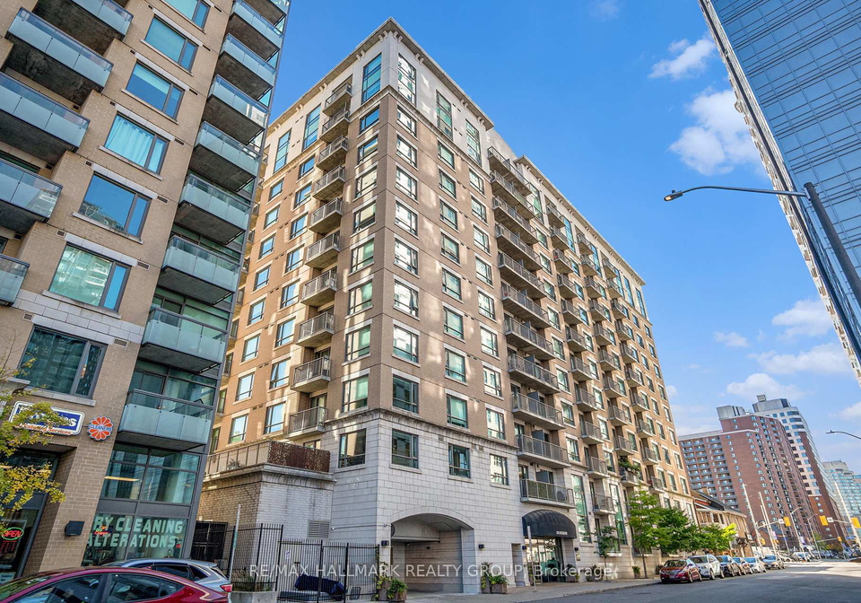 200-besserer-street-lower-town-sandy-hill-ottawa-ontario-x12487766