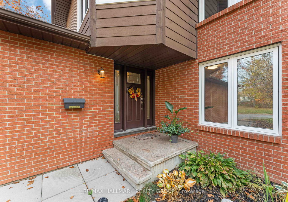 1655-des-broussailles-terrace-ottawa-ontario-x12488206