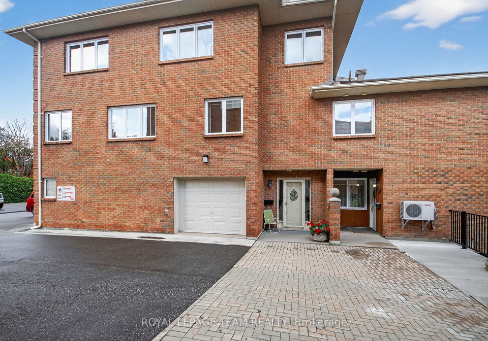 206-stratas-court-kanata-ontario-x12488406