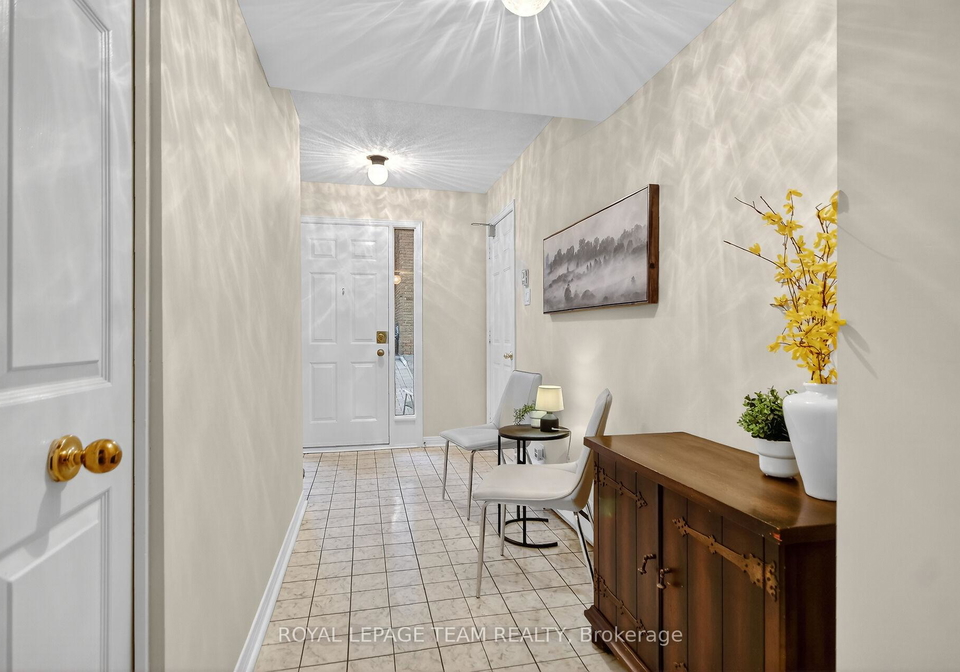 206-stratas-court-kanata-ontario-x12488406