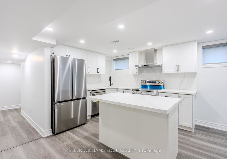 16-doreen-court-hamilton-ontario-x12488518