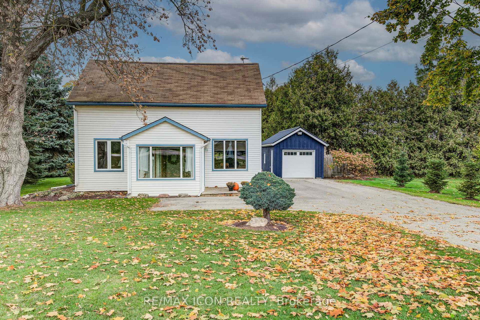 1301-lobsinger-line-woolwich-ontario-x12488678