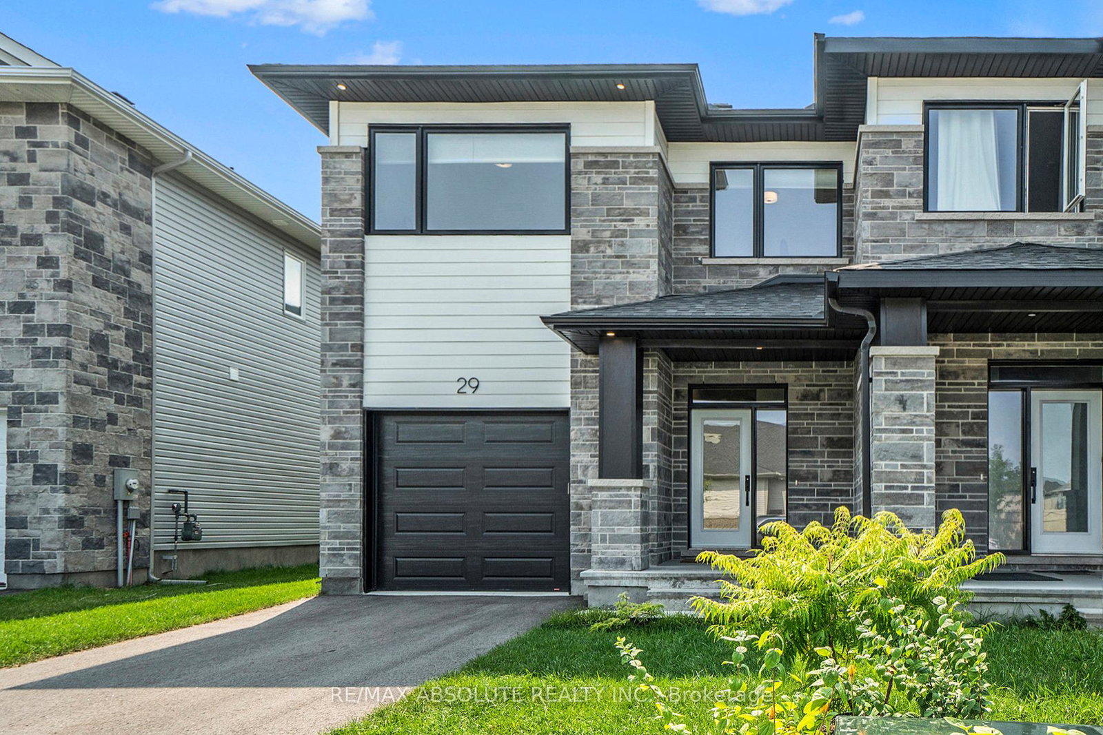29-mac-beattie-drive-s-arnprior-ontario-x12489022