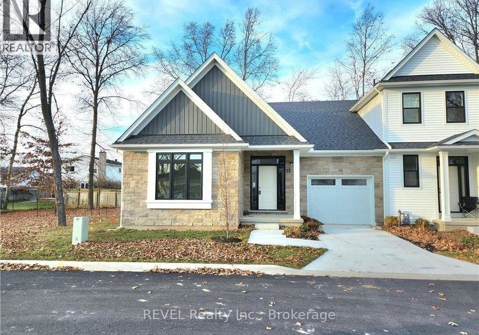 15-shamrock-common-st-catharines-ontario-x12489106