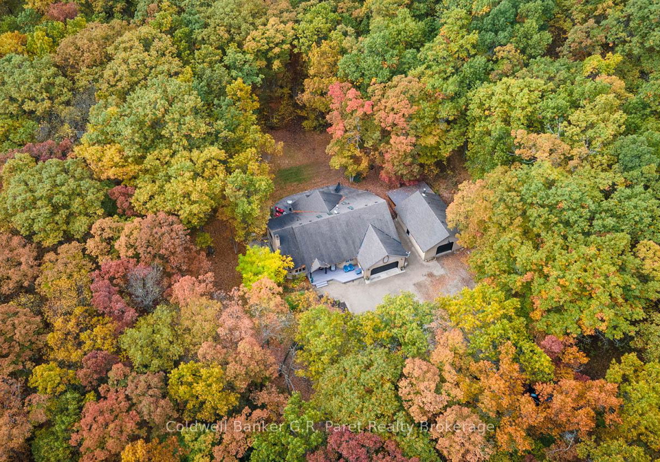 9862-lakeshore-drive-lambton-shores-ontario-x12489656