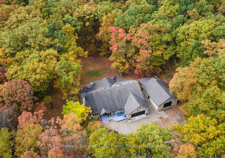 9862-lakeshore-drive-lambton-shores-ontario-x12489656