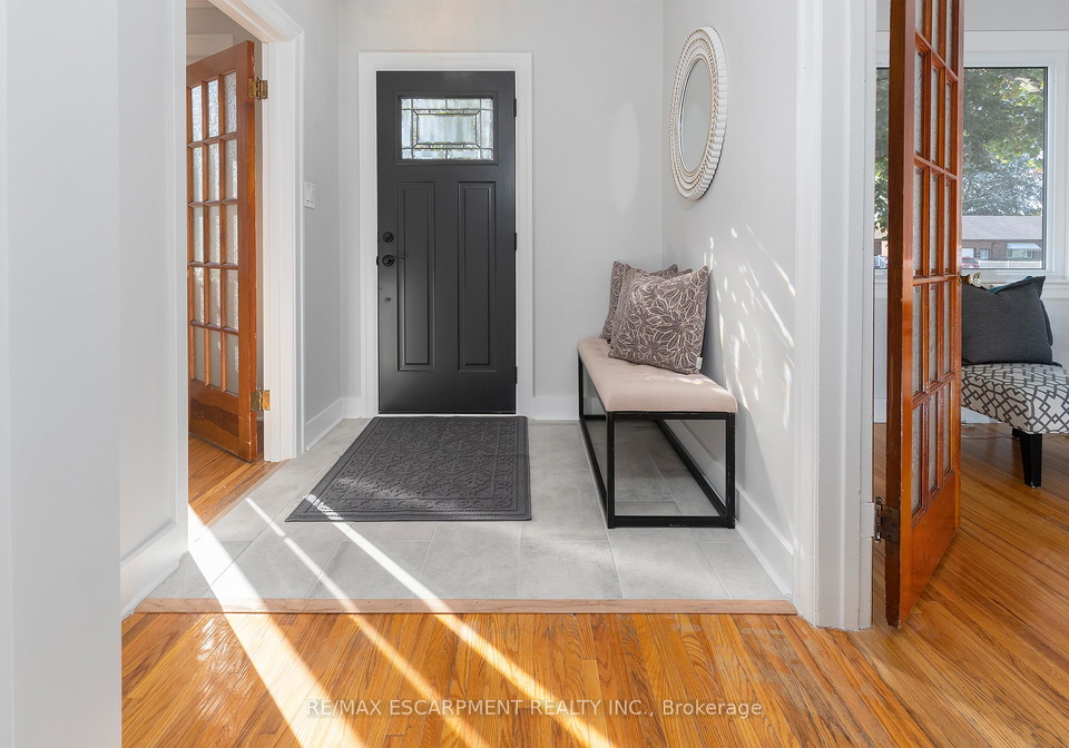 4876-portage-road-niagara-falls-ontario-x12490636