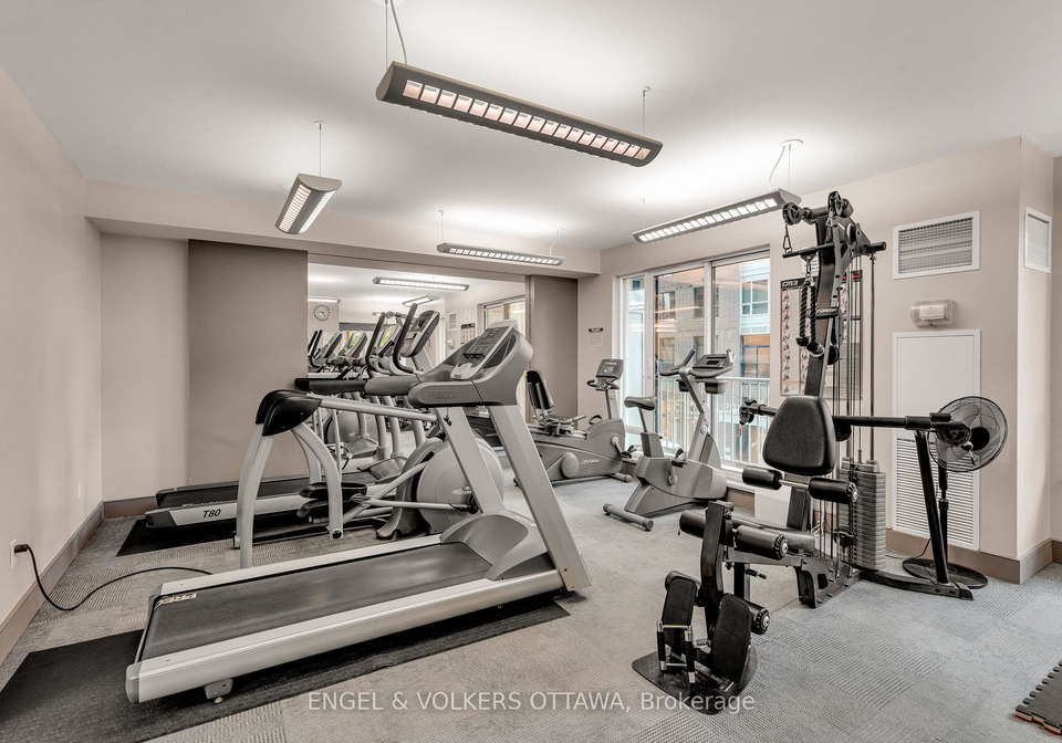 200-besserer-street-lower-town-sandy-hill-ottawa-ontario-x12490968