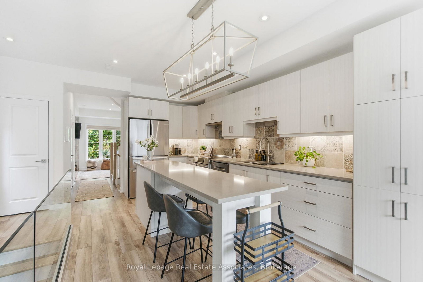 383-dundas-street-e-hamilton-ontario-x12491010