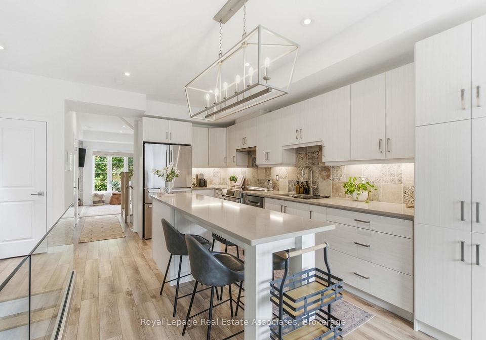 383-dundas-street-e-hamilton-ontario-x12491010