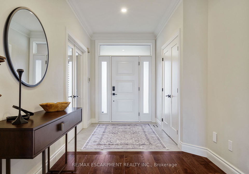 47-stowbridge-crescent-hamilton-ontario-x12491138
