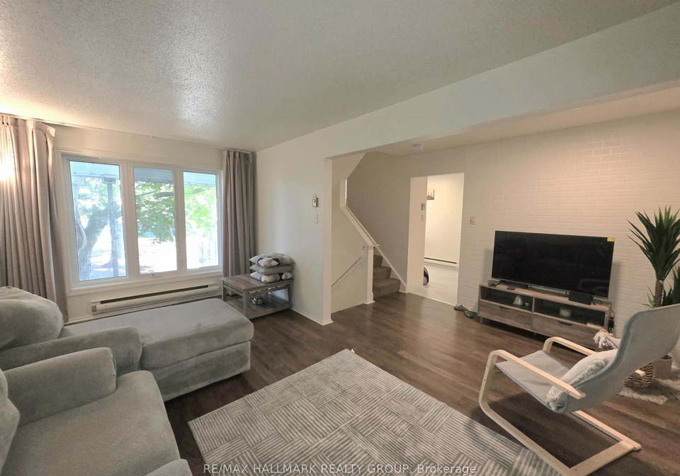 104-salter-crescent-kanata-ontario-x12491318