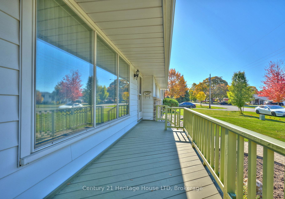 82-wakelin-terrace-st-catharines-ontario-x12491454