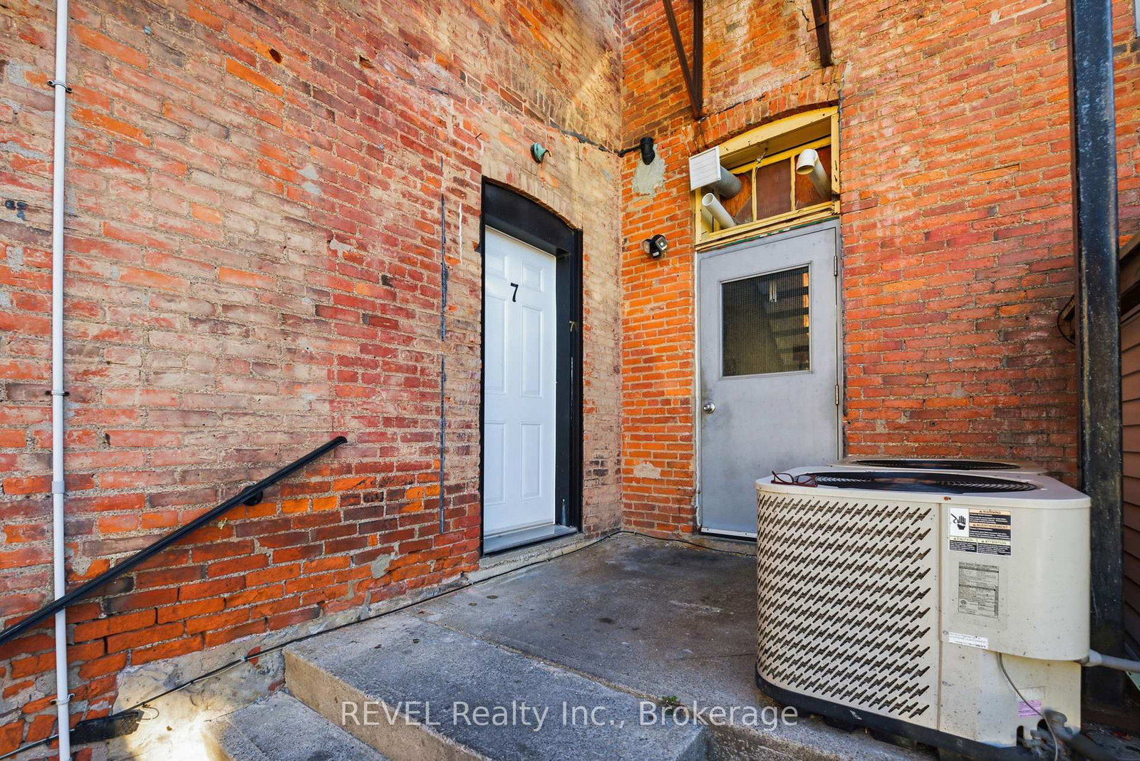 18-clairmont-street-thorold-ontario-x12491766