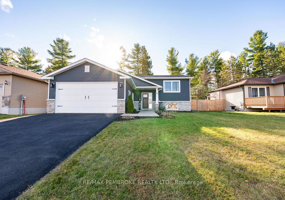 49-dustin-drive-petawawa-ontario-x12492082