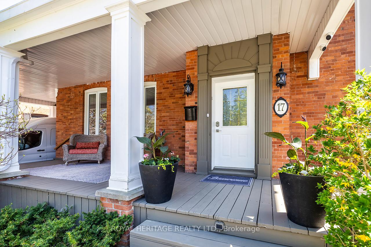 17-francis-street-kawartha-lakes-ontario-x12492408