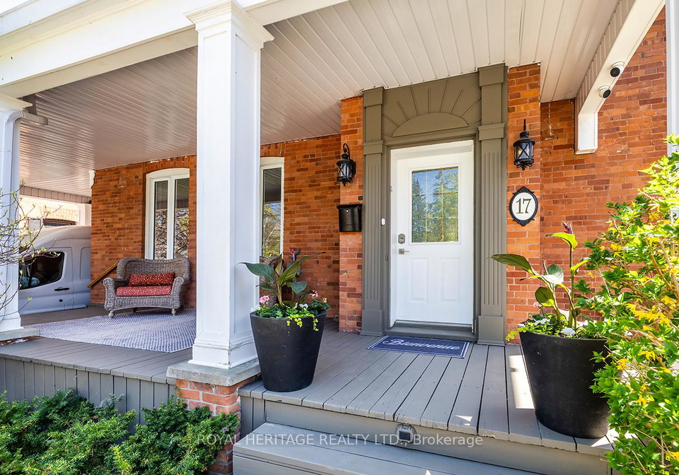 17-francis-street-kawartha-lakes-ontario-x12492408