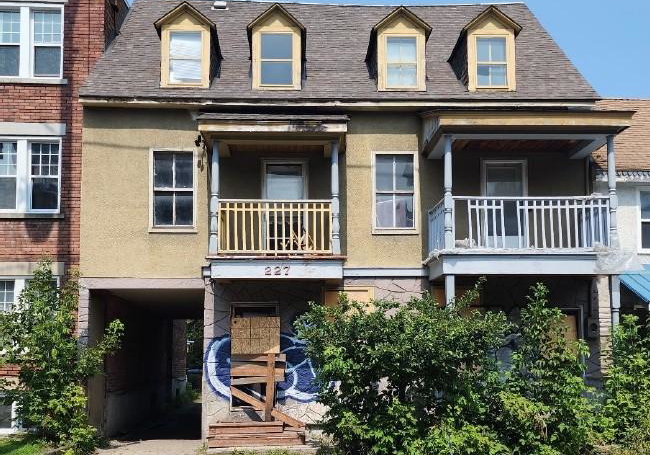 227-229-st-patrick-street-ottawa-ontario-x12492554