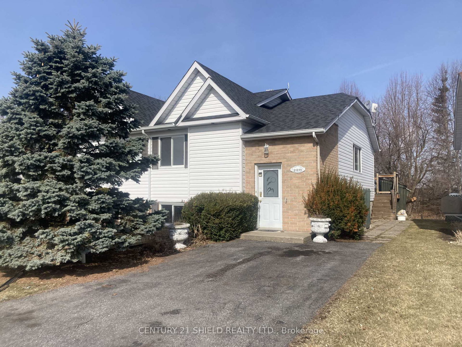 21255-mcnaughton-court-e-south-glengarry-ontario-x12492584